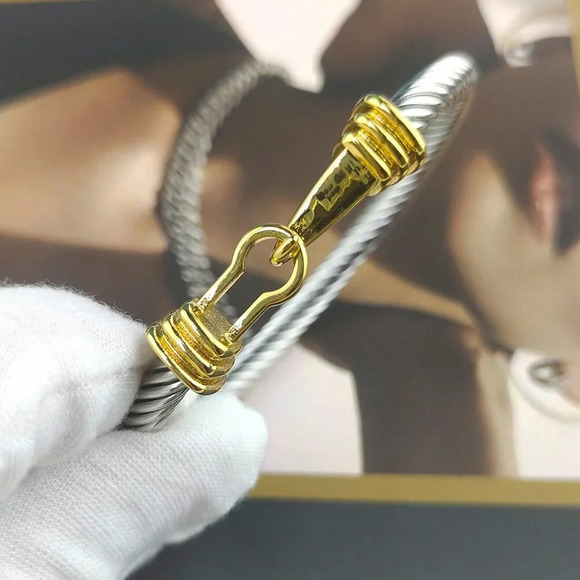 Fashionable Women's Stainless Steel 5mm Cable Wire Bangle - Picture 10 of 12